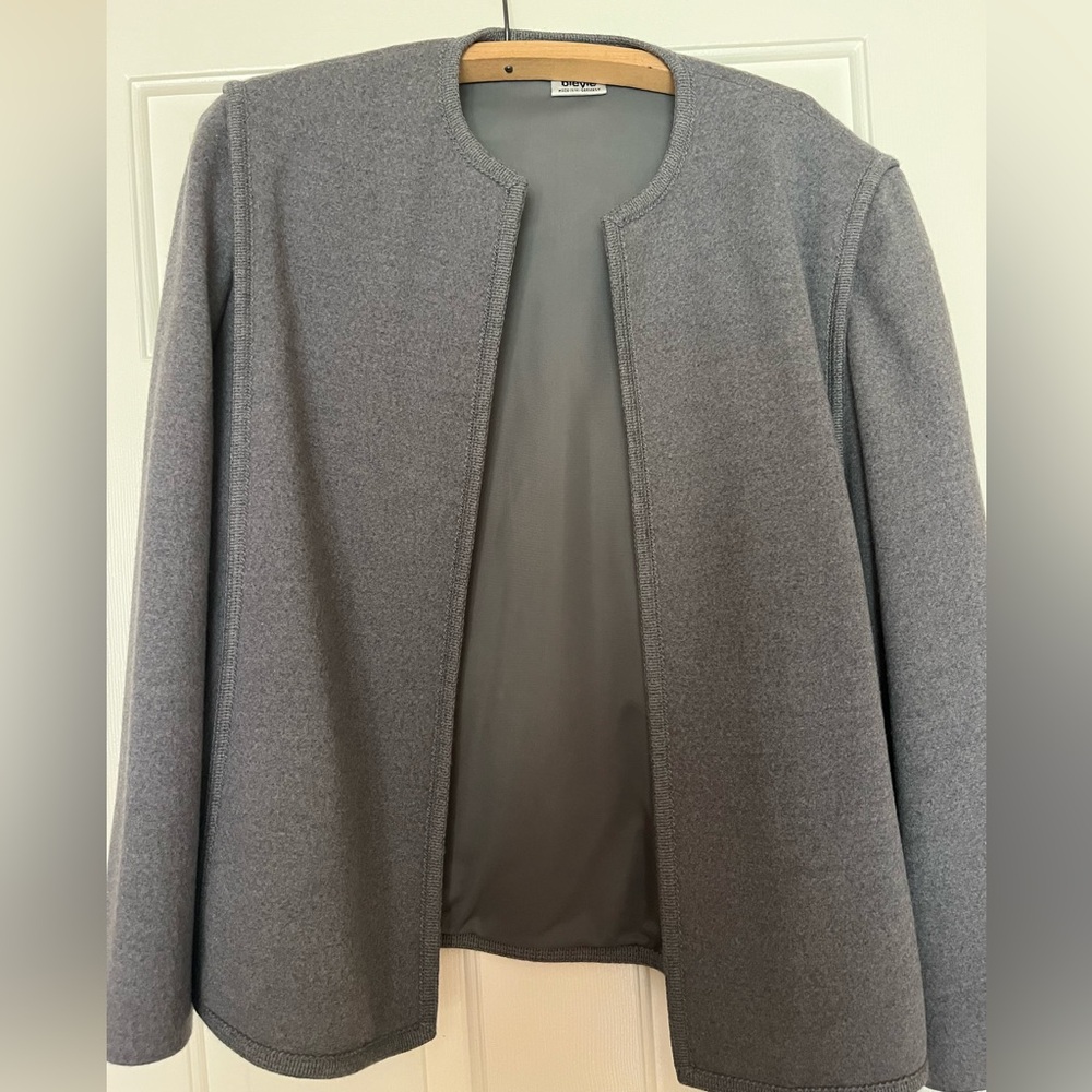 Vintage gray Bleyle Virgin wool Women’s 3 piece outfit